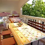 Apartmán In With Terrace, Air Conditioning, Wifi, Washing Machine 633-1
