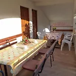 In With Terrace, Air Conditioning, Wifi, Washing Machine 633-1 Pula
