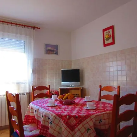 Apartman In With Terrace, Air Conditioning, Wifi, Washing Machine 633-1 Póla
