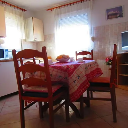 In With Terrace, Air Conditioning, Wifi, Washing Machine 633-1 Apartman