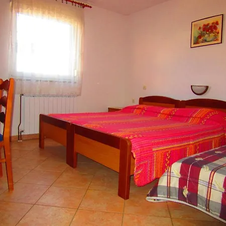 In With Terrace, Air Conditioning, Wifi, Washing Machine 633-1 Apartman *