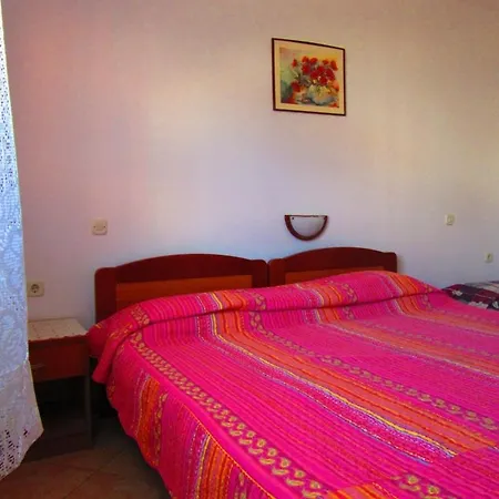 In With Terrace, Air Conditioning, Wifi, Washing Machine 633-1 Apartman *